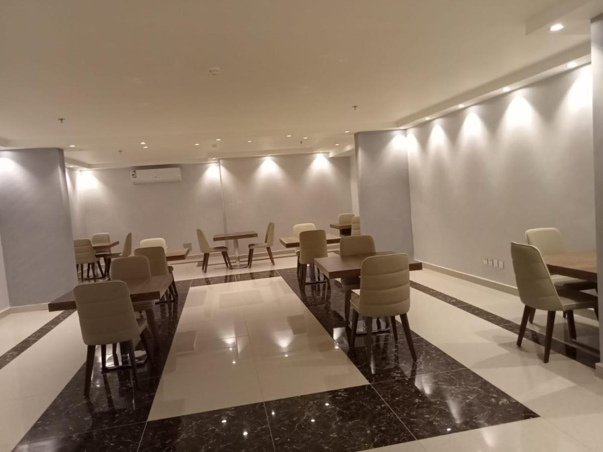 Y Platinum Hotel Medina Kültér fotó