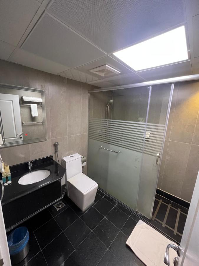 Y Platinum Hotel Medina Kültér fotó