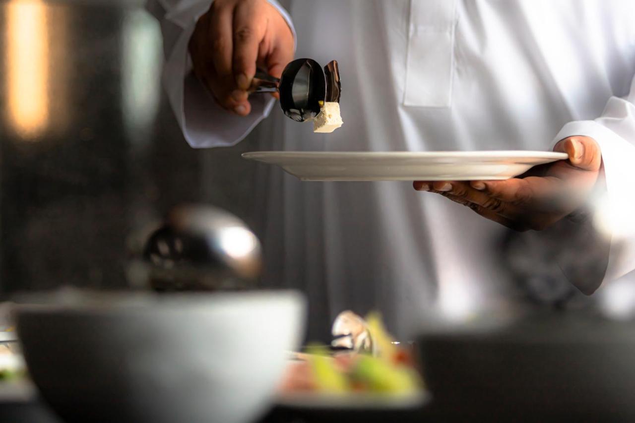 Y Platinum Hotel Medina Kültér fotó