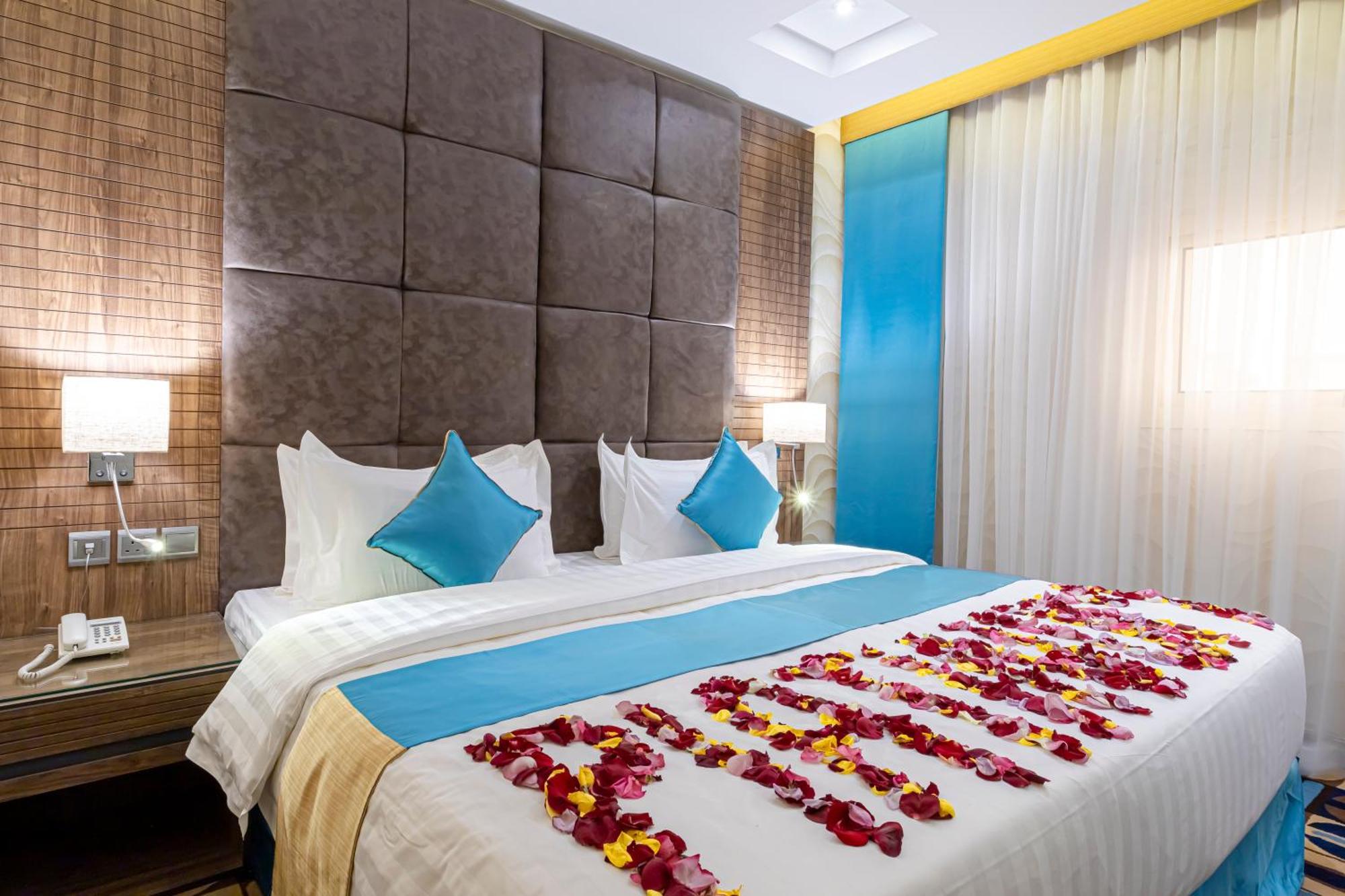 Y Platinum Hotel Medina Kültér fotó